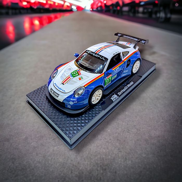 Porsche 911 Rsr 1:32 Metalowy Model Otw. Drzwi Maska Bagażnik Światła