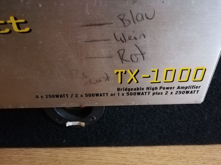 Sprzedam skrzynię basową JBL