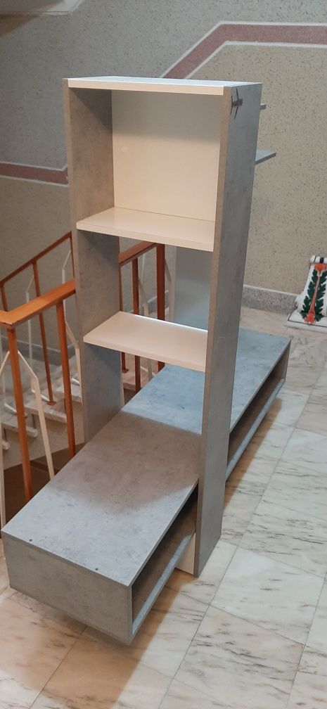 Móvel de sala em bom estado