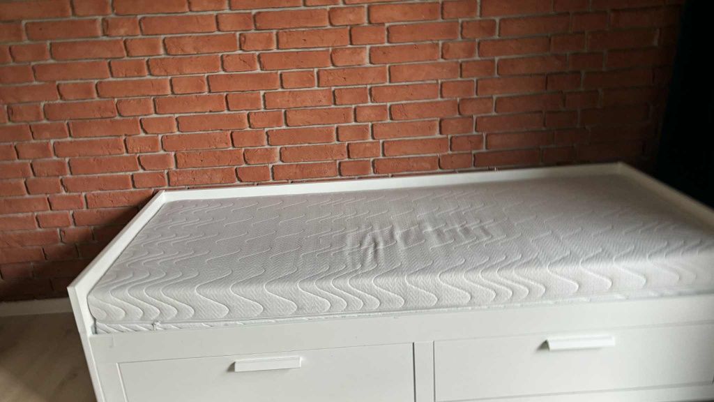 Łóżko dziecięce ikea brimnes