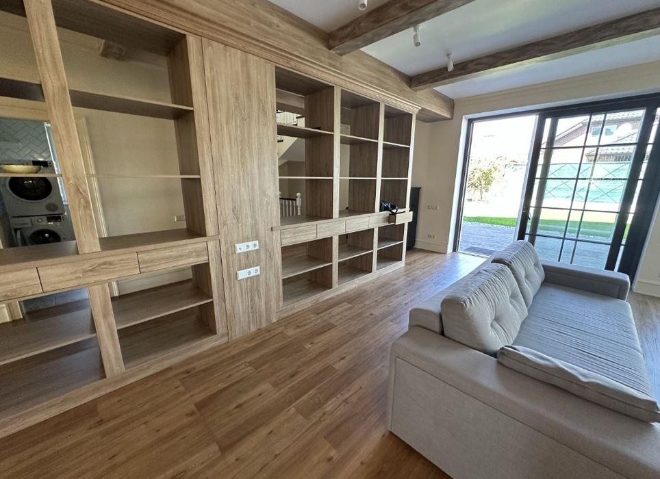 Оренда сучасного нового будинку! Підвал! Баня! Бассейн! Море!