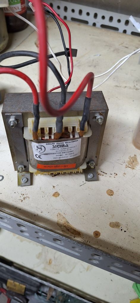 Transformator TF700/3