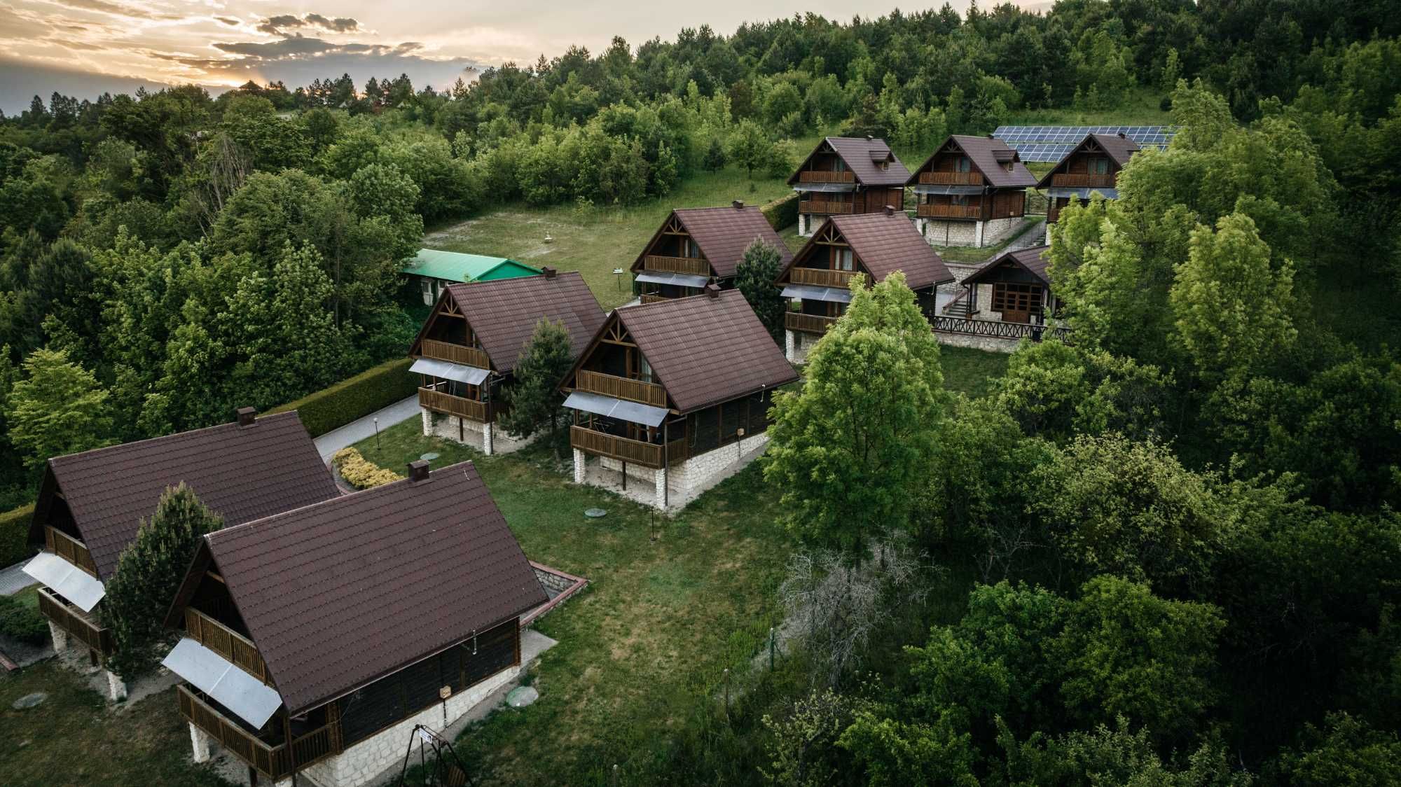 Wypocznij na Roztoczu – całoroczne domki na słonecznym wzgórzu :)