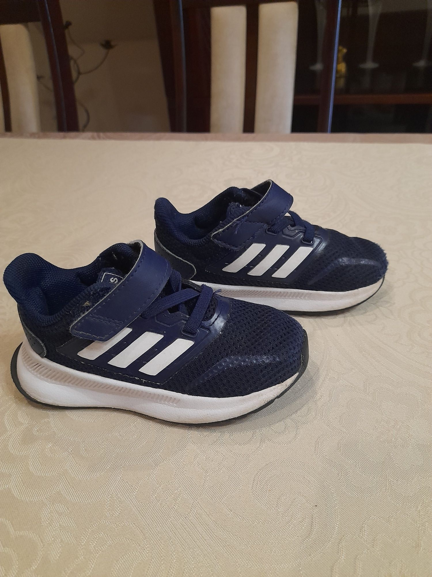 Adidasy chłopięce
