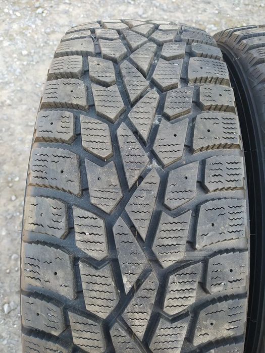 Sumitomo ice edge    225/60 R18 100T   2szt  7mm  BDB Stan