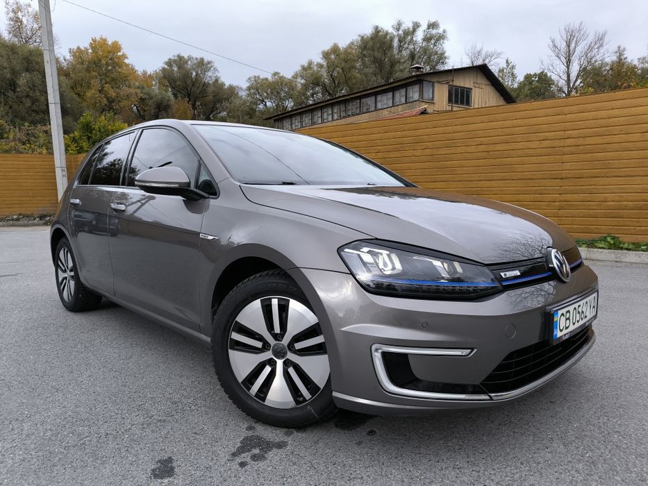 Продам Volkswagen E-golf