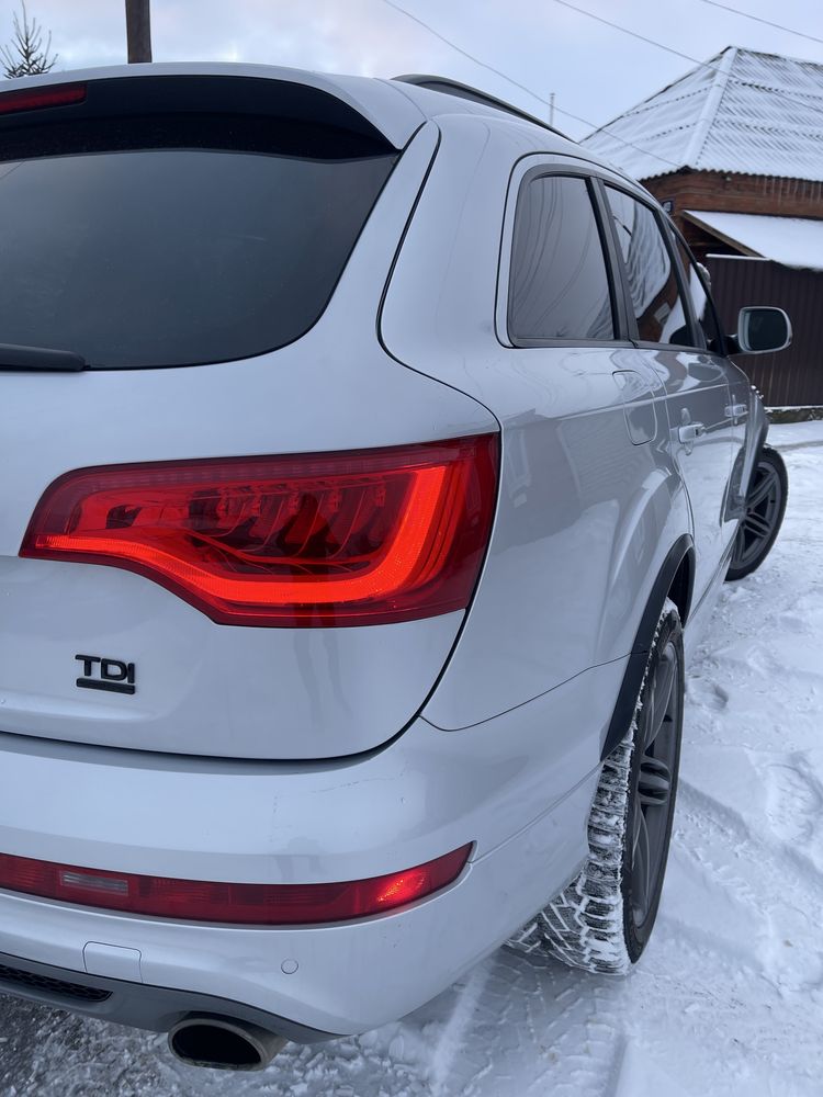 Продам Ауди Q7 2013г.в