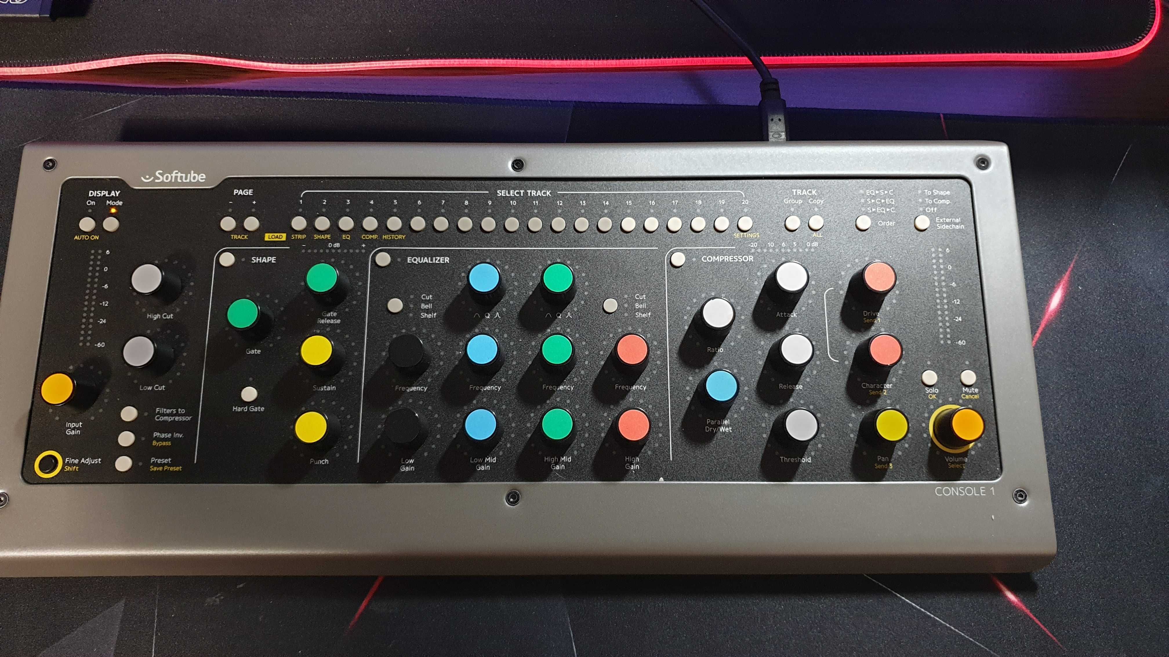Softube Console 1 MK II + Decksaver
