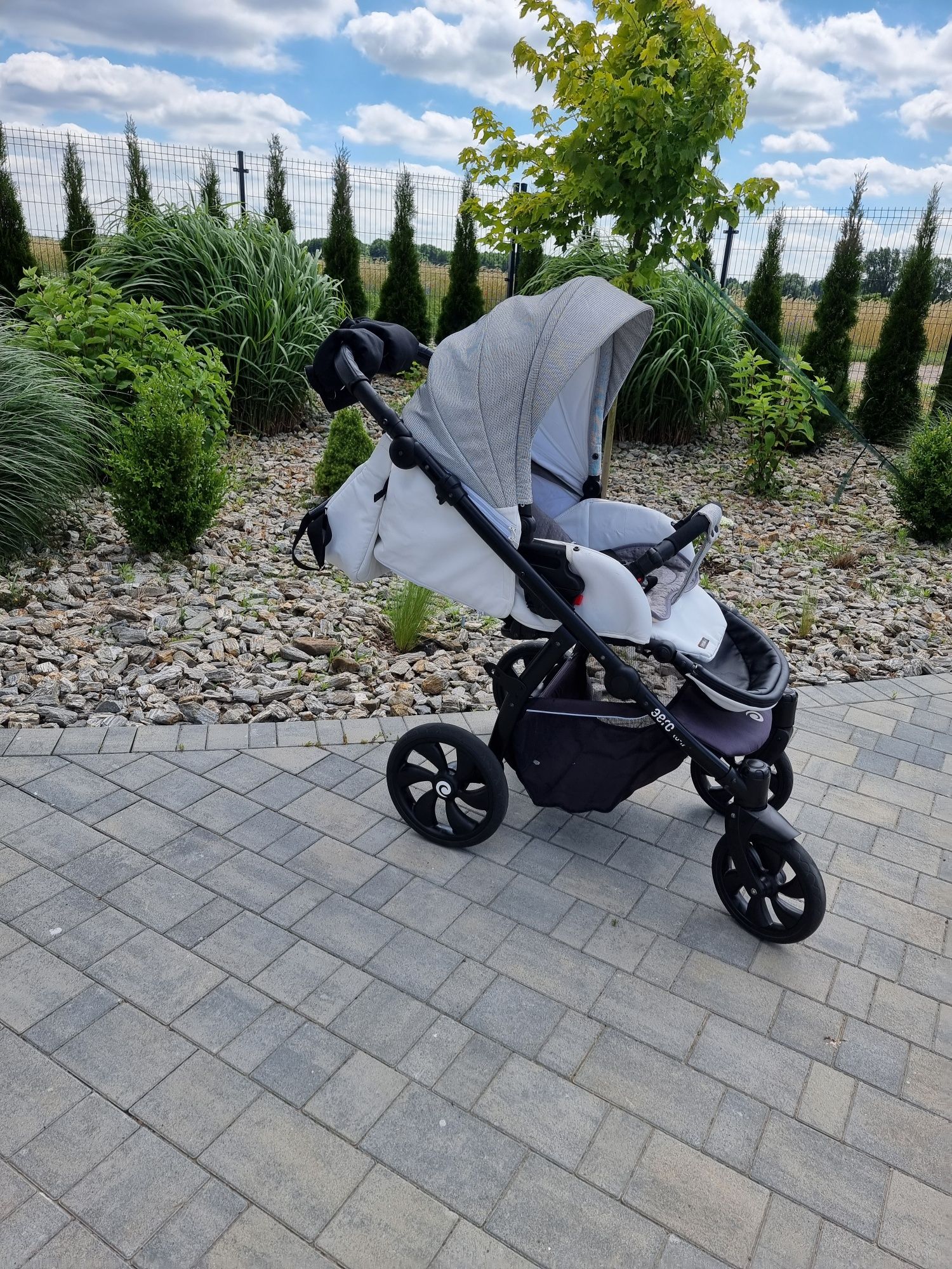 Sprzedam wózek dziecięcy Tutis Aero 2w1 – zestaw gondola + spacerówka