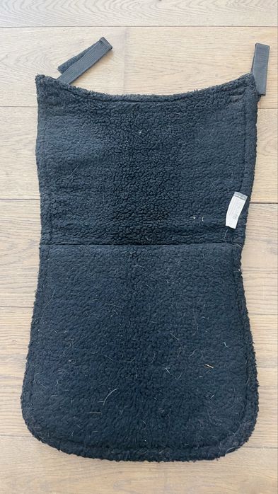 Podkładka pod siodło podnoszaca tył Horze