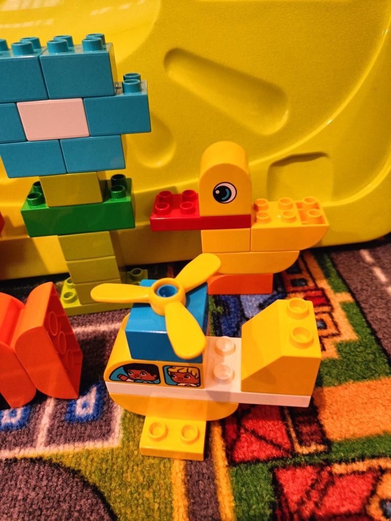 Pierwsze  klocki  LEGO duplo