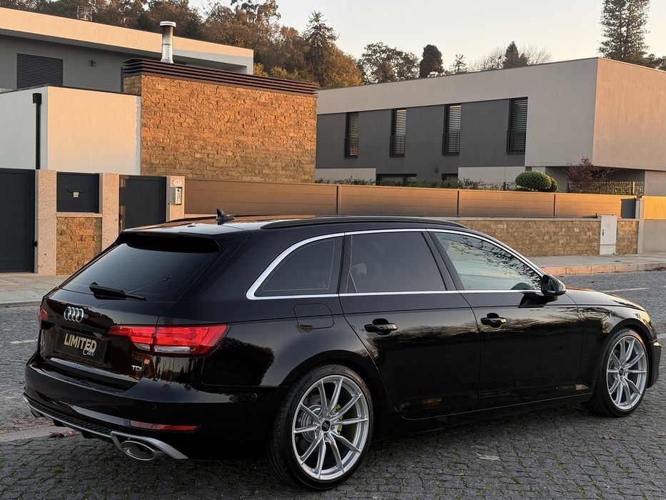 Audi A4 B9 2.0 TDI Advance S-Tronic Look Rs4