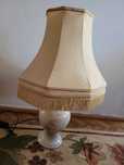Lampa nocna nastolna, marmur/alabastr, z kloszem, rysunek
