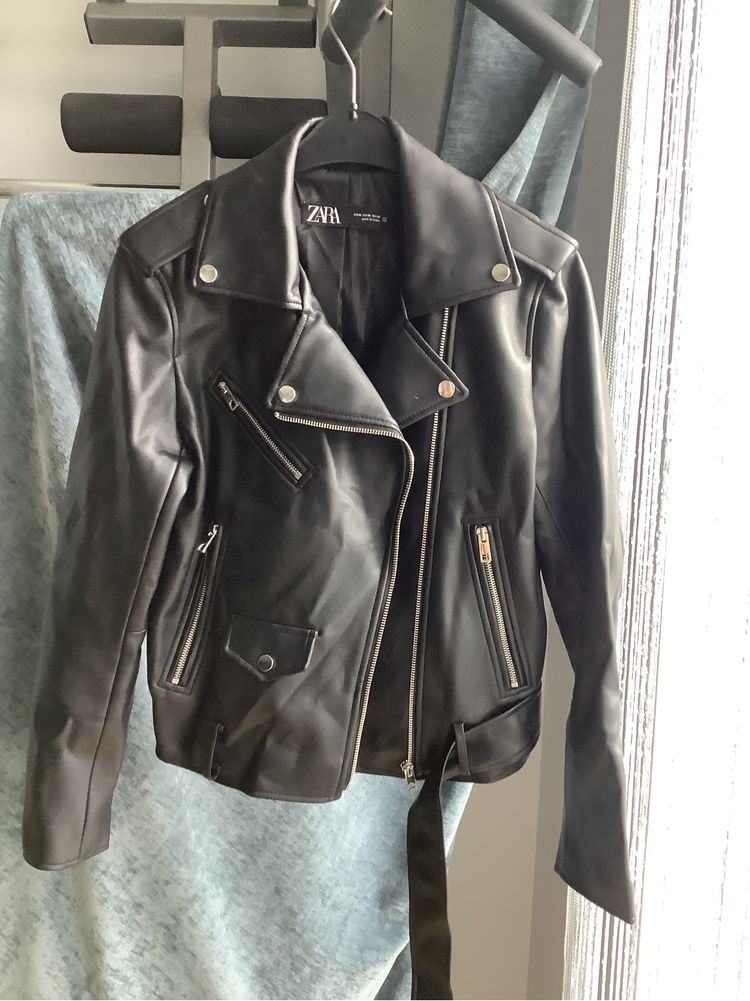 Косуха Zara чорна кожзам