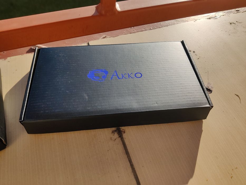 Akko Cream Blue V3 switche 82szt.