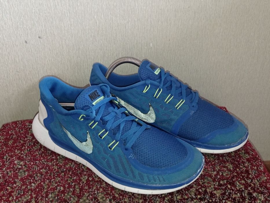 Кросівки фірми Nike 44 розміру