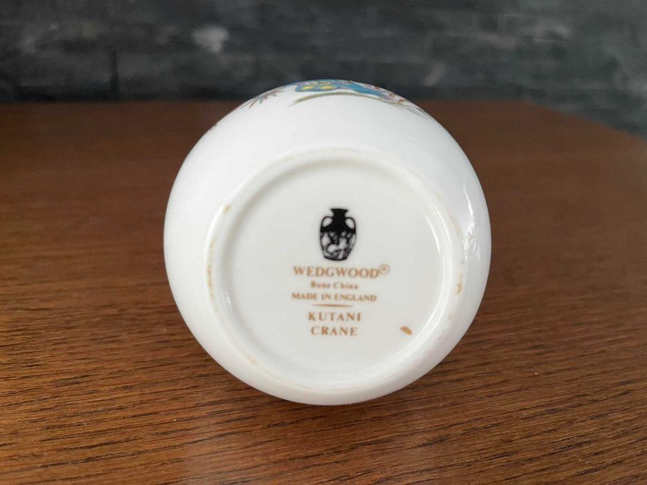 Porcelanowy wazonik Wedgwood Kutani Crane Paw