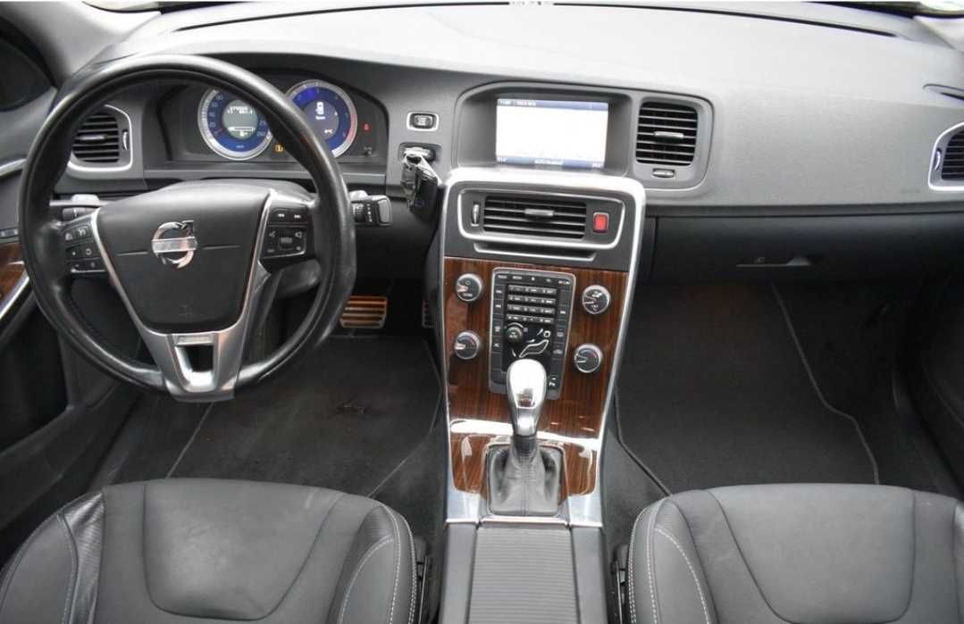 volvo s60 diesel R design