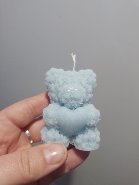 Свічки ручної роботи ялинки  з   парафіну воску