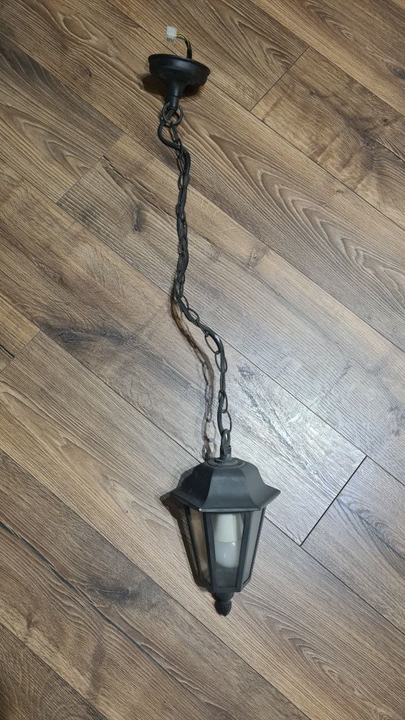 Lampa wisząca, latarnia
