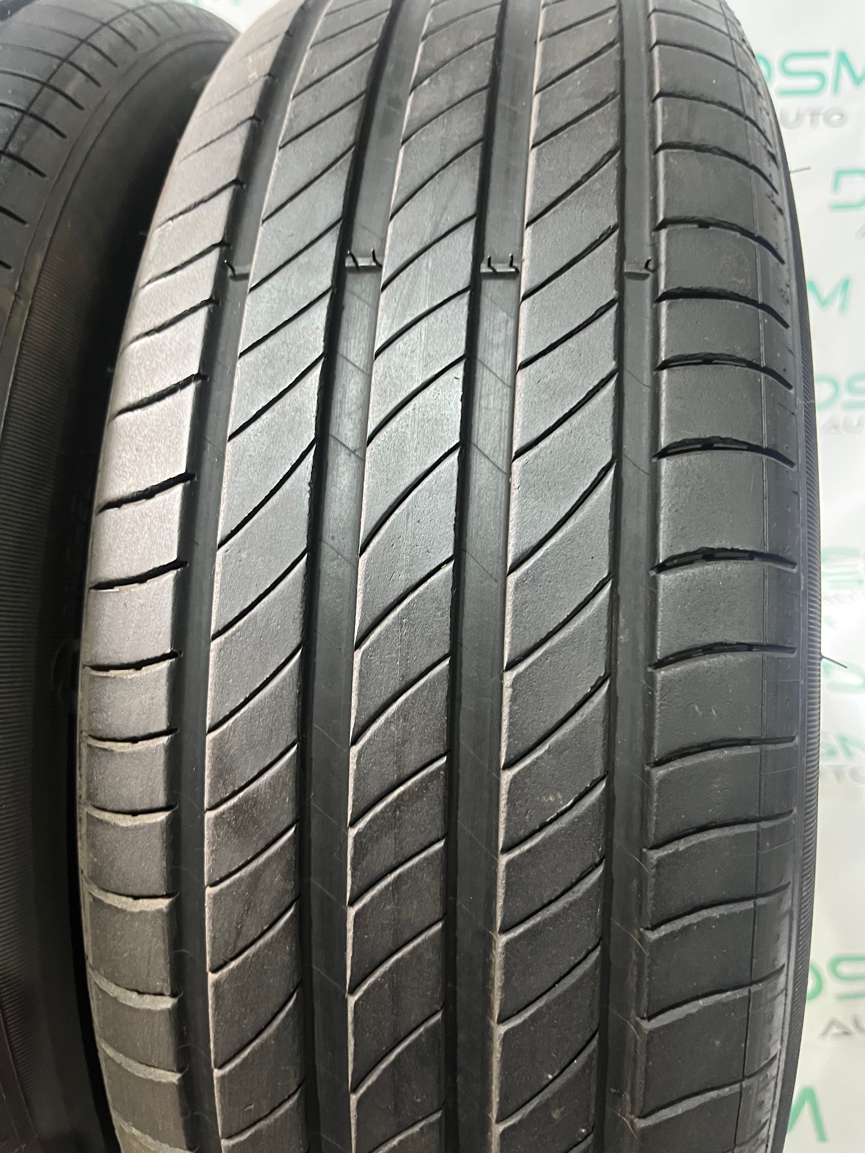 Скад шин б/в. 215/65 R17 Michelin Primacy 4