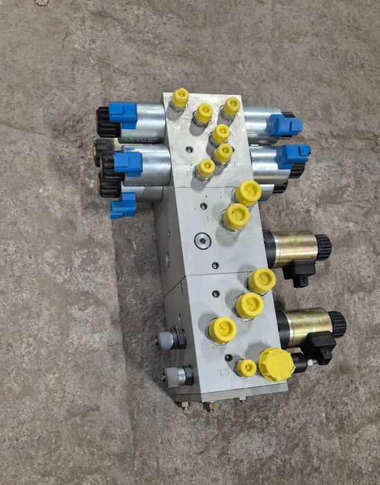CLASS Zawór Sterownik Hydrauliczny 055431.0 Nowy Oryginał
