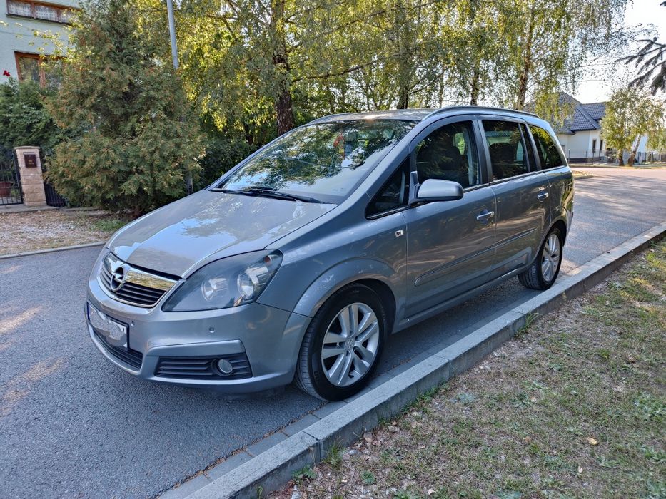 Opel Zafira B 1.9 CDTI 2008 rok Climatronic Elektryka Super Stan