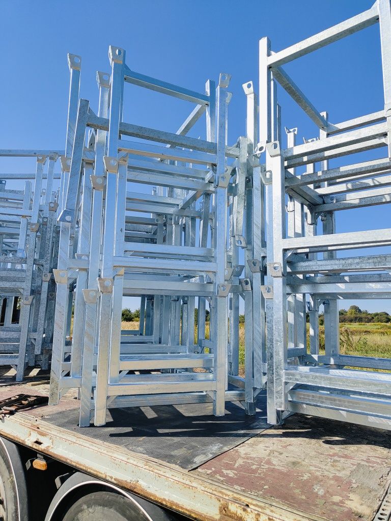 Kosze transportowe palety skladowe podpory stemple