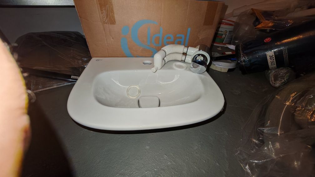 Umywalka 50cm Ideal Standard