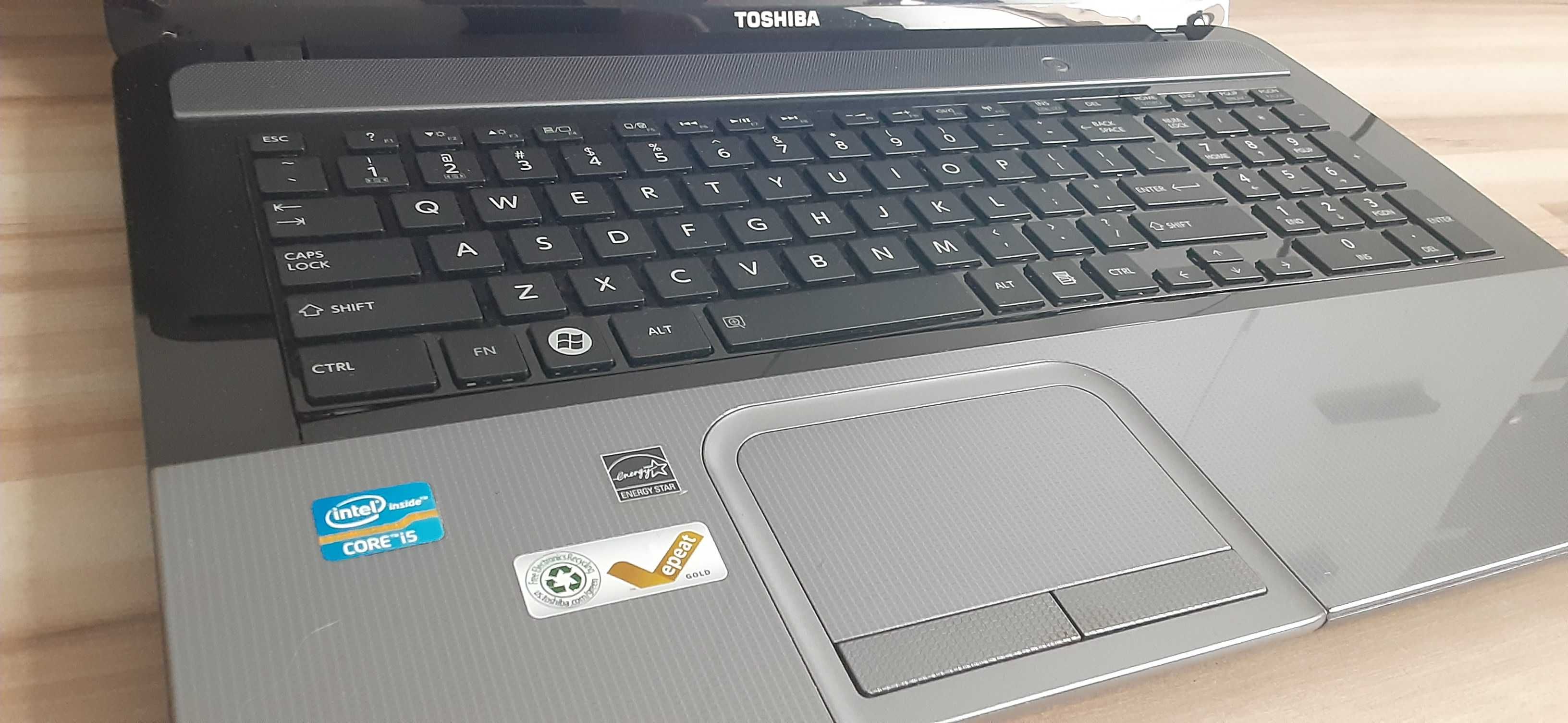 Toshiba Satellite 17,3Cali/lHD+/Win10/Ram8/256SSD/WiFi/HDMI/Bluetooth