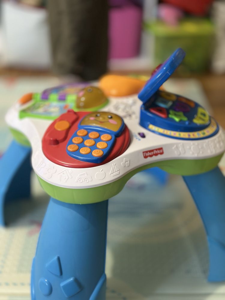Музично розвиваючий столик Fisher Price