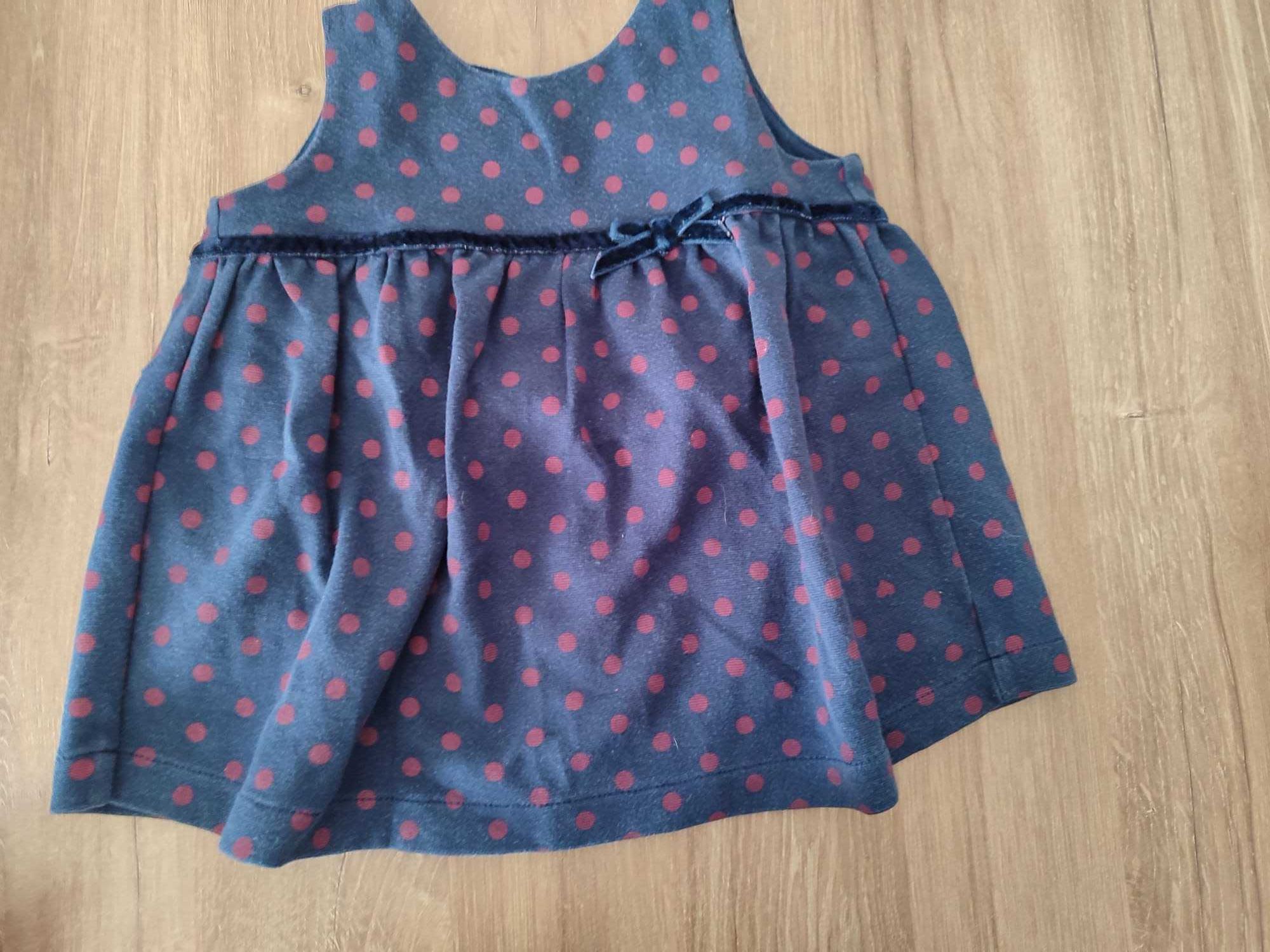 Vestido de menina para os dias mais frescos