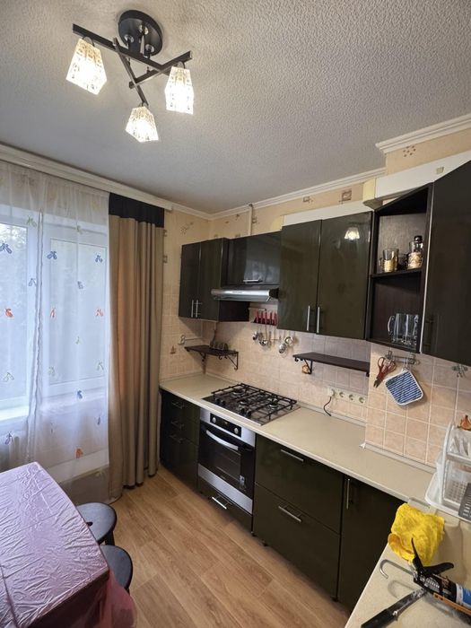 Здам в оренду 2 к квартиру на Курсовій