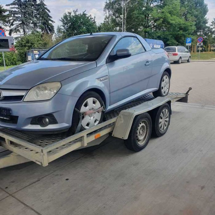 Opel Tigra II cabrio 1.8 benzyna 180 tyś km z Niemiec