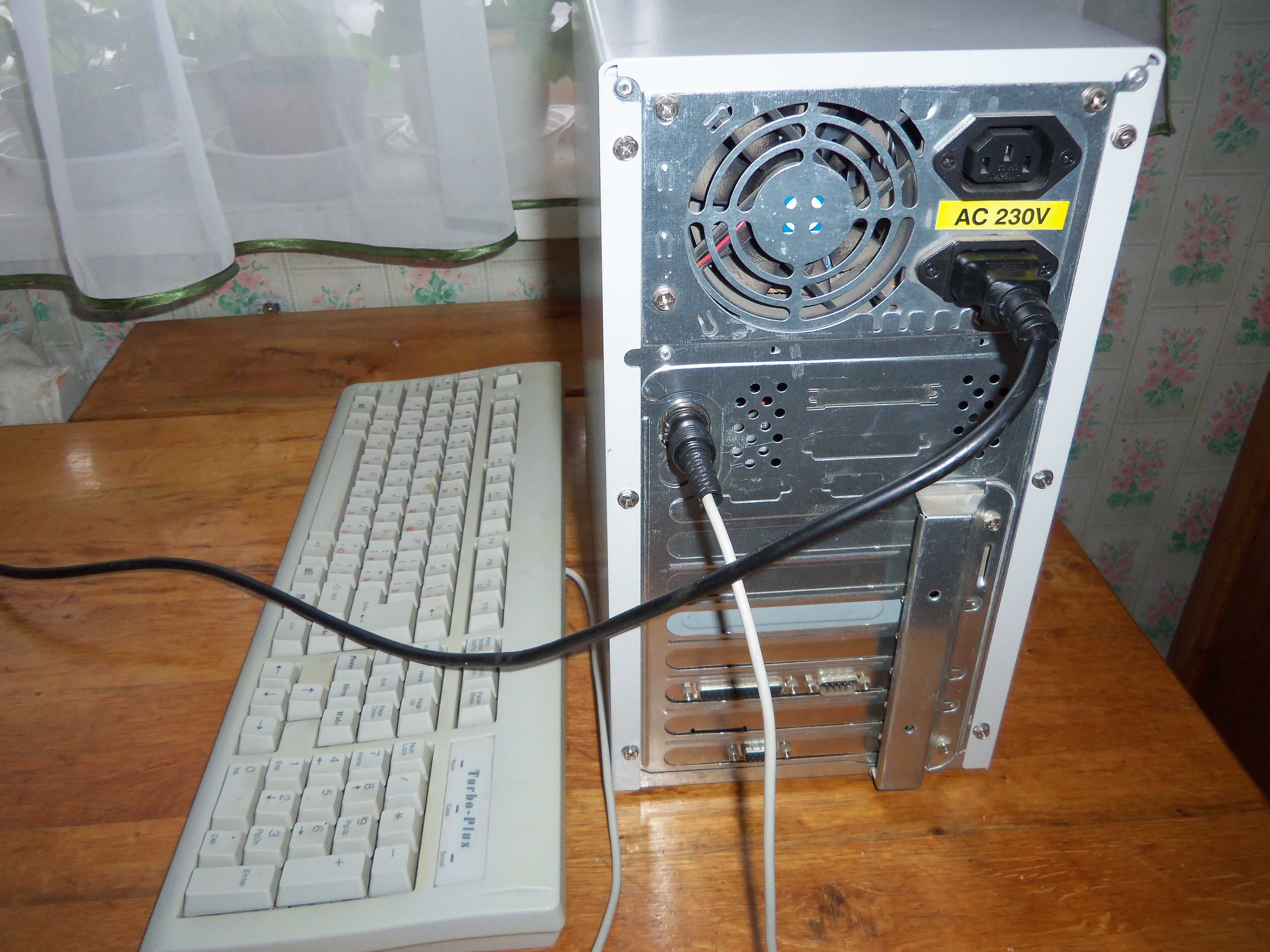 ПК на MB Octek RHINO 6 096-004 з PENTIUM-S 100 MGz 1996 р.в.