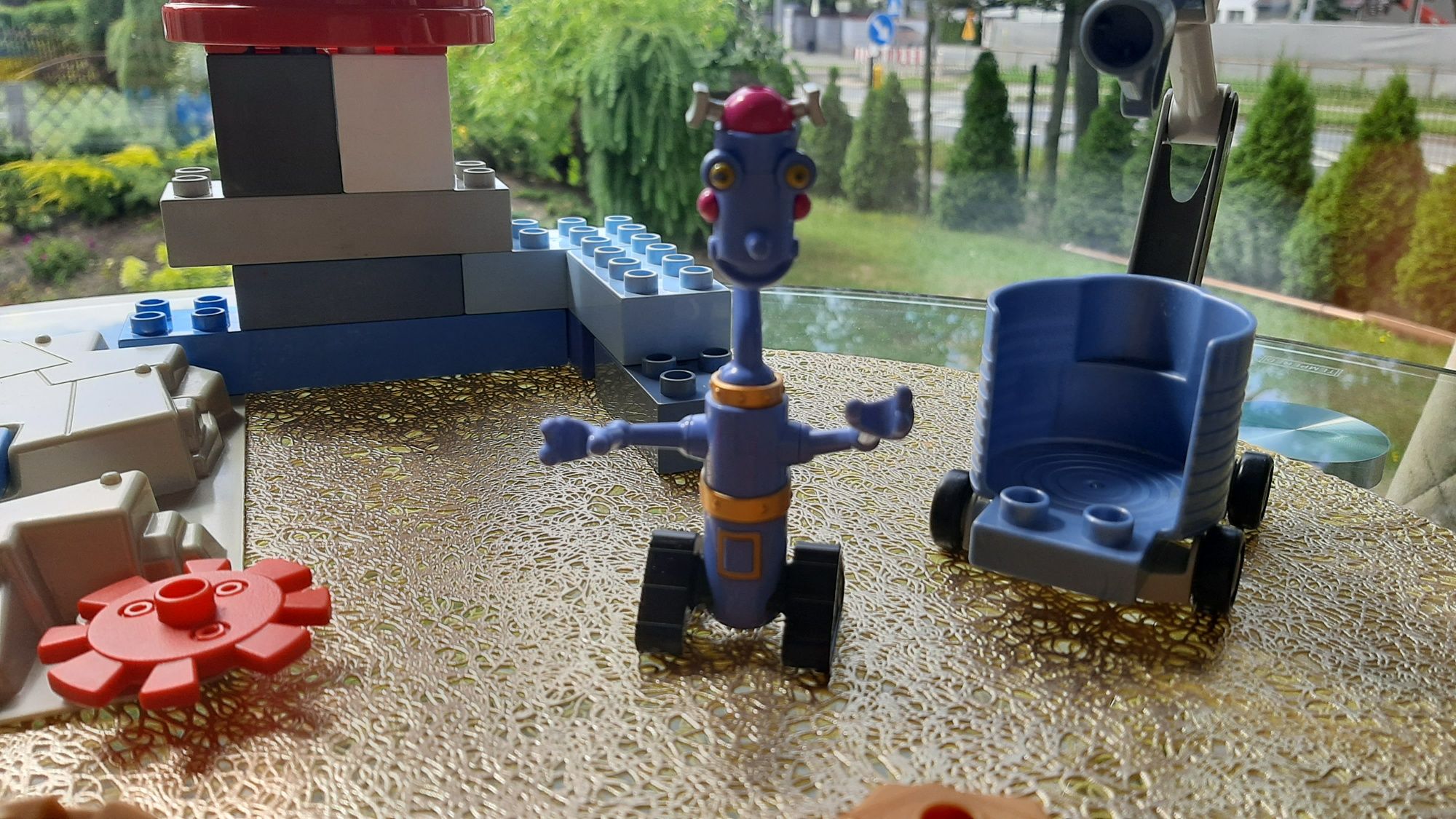 Vintage lego duplo robot small little robots 7439