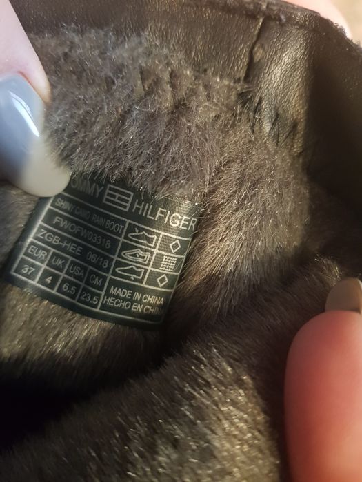 Buty zimowe kozaki śniegowce 37 Tommy Hilfiger.