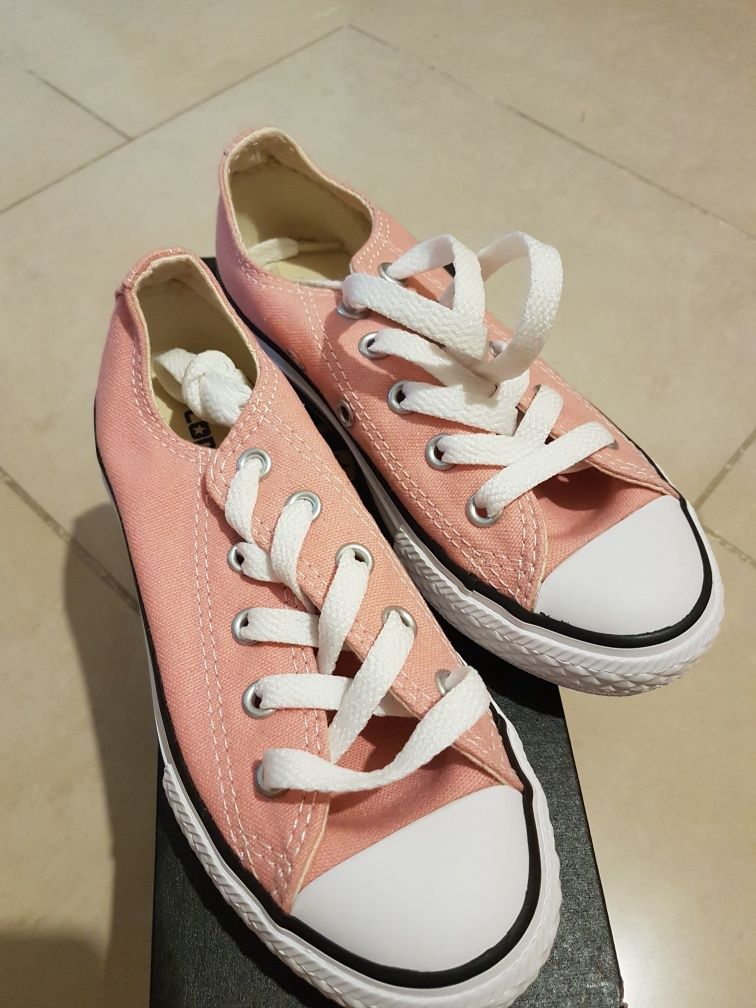 Trampki Converse 28.5 różowe