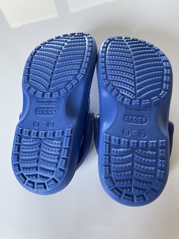 CROCS nowe 8c9 25/26