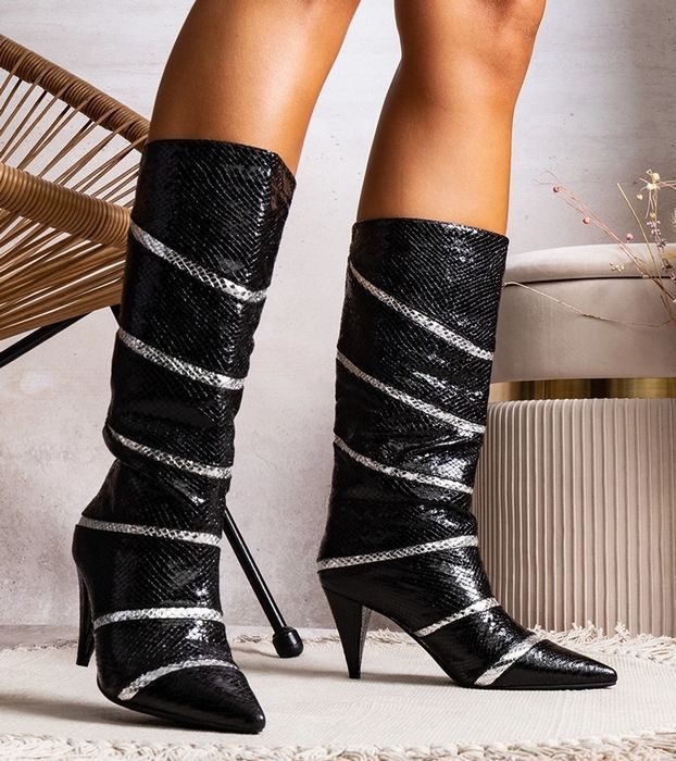 Czarno srebrne ocieplane kozaki Antha