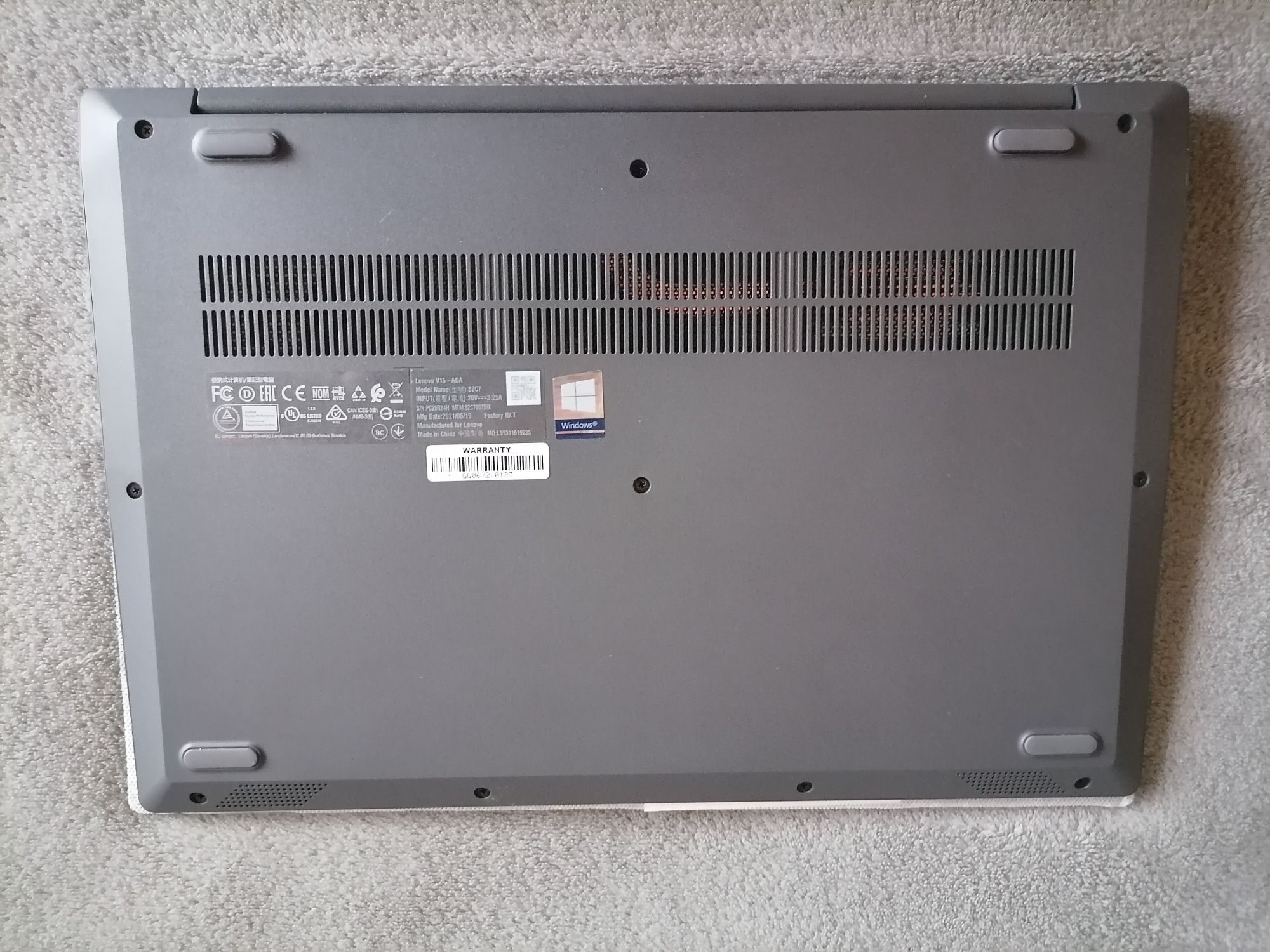 Nowy Lenovo V15-ADA WIN 11 8GB 756GB SSD Radeon ideał 15.6''  usb  hdm