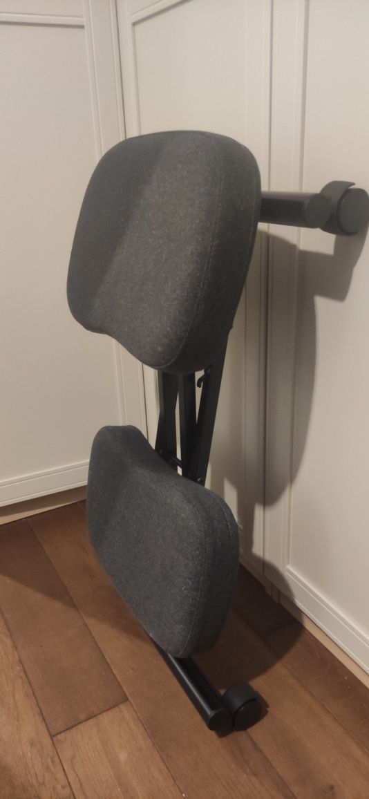 Klęcznik Ikea prawie nowy