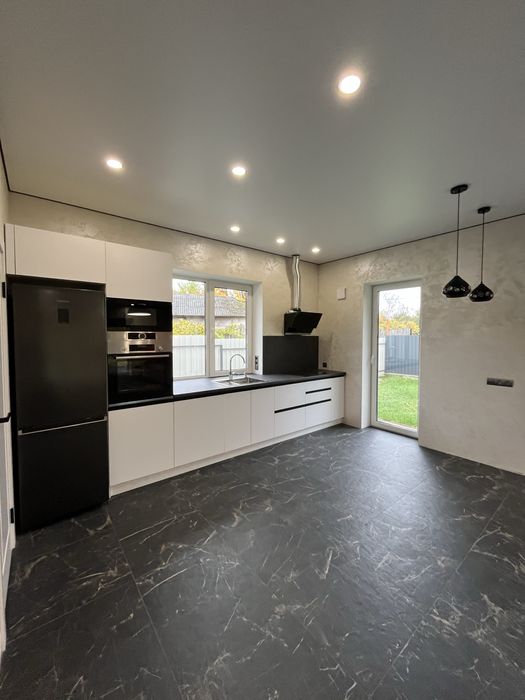 Будинок з ремонтом 110 кв.м, 6 соток