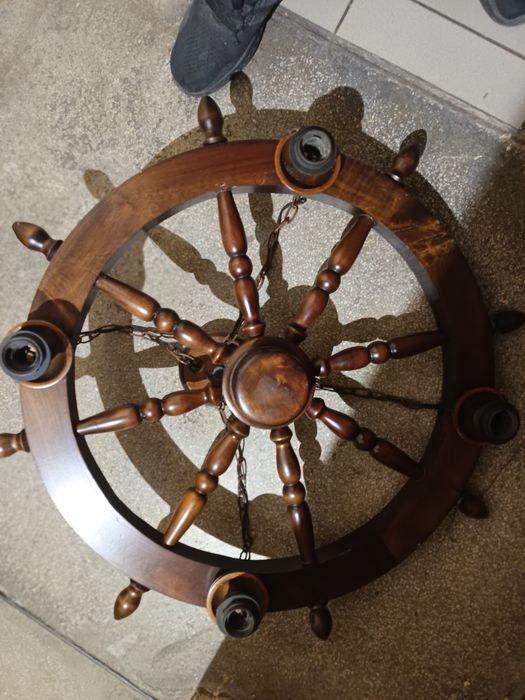 Żyrandol / Lampa - koło sterowe