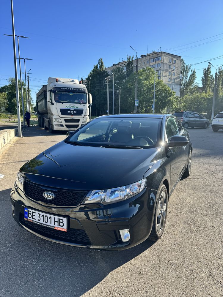 Продаю автомобіль KIA CERATO KOUP