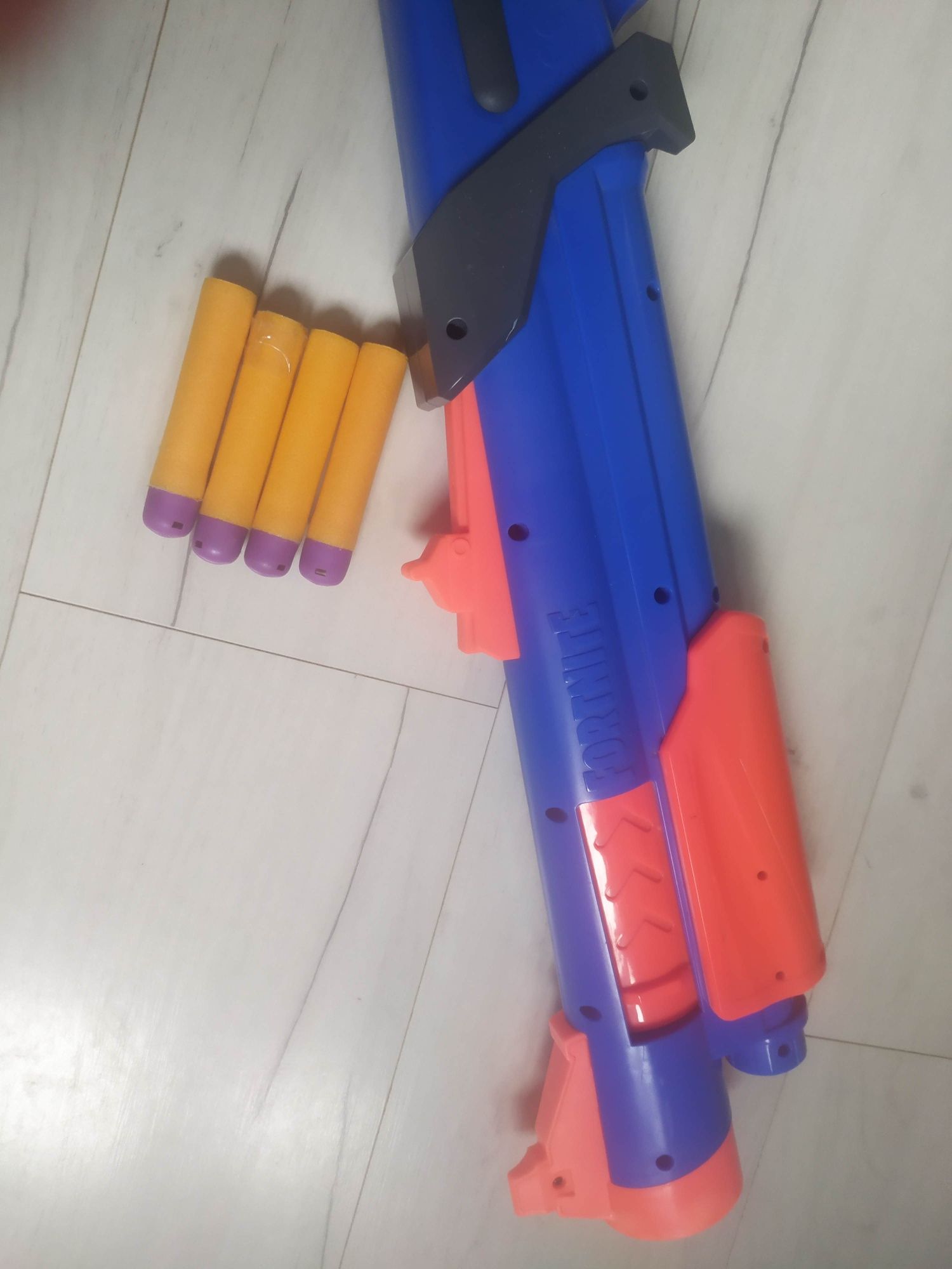 Strzelba pompa Fortnite NERF