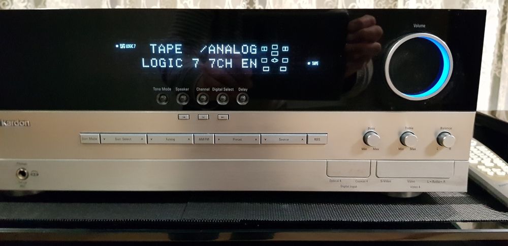 Harman kardon Avr 335 з рідним пультом