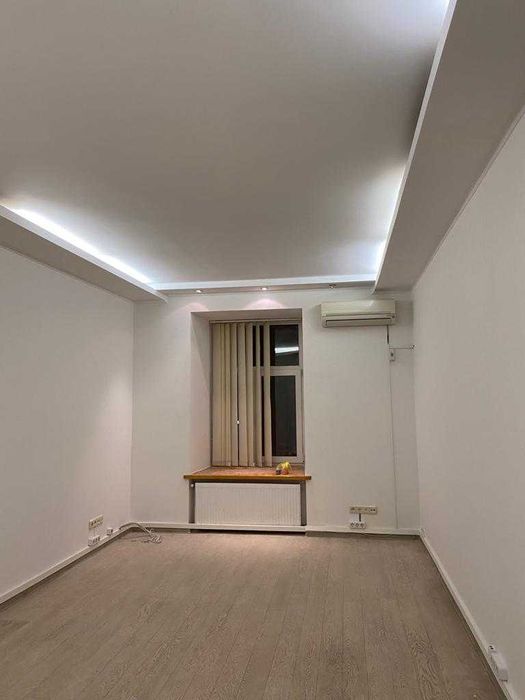 Офис 9 отдельных кабинетов 215 м2 пер Чайковского