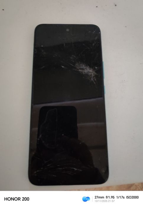 Продам infinix Hot 12 Play