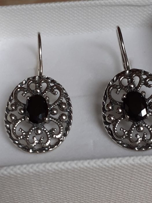 Srebrne kolczyki nowe